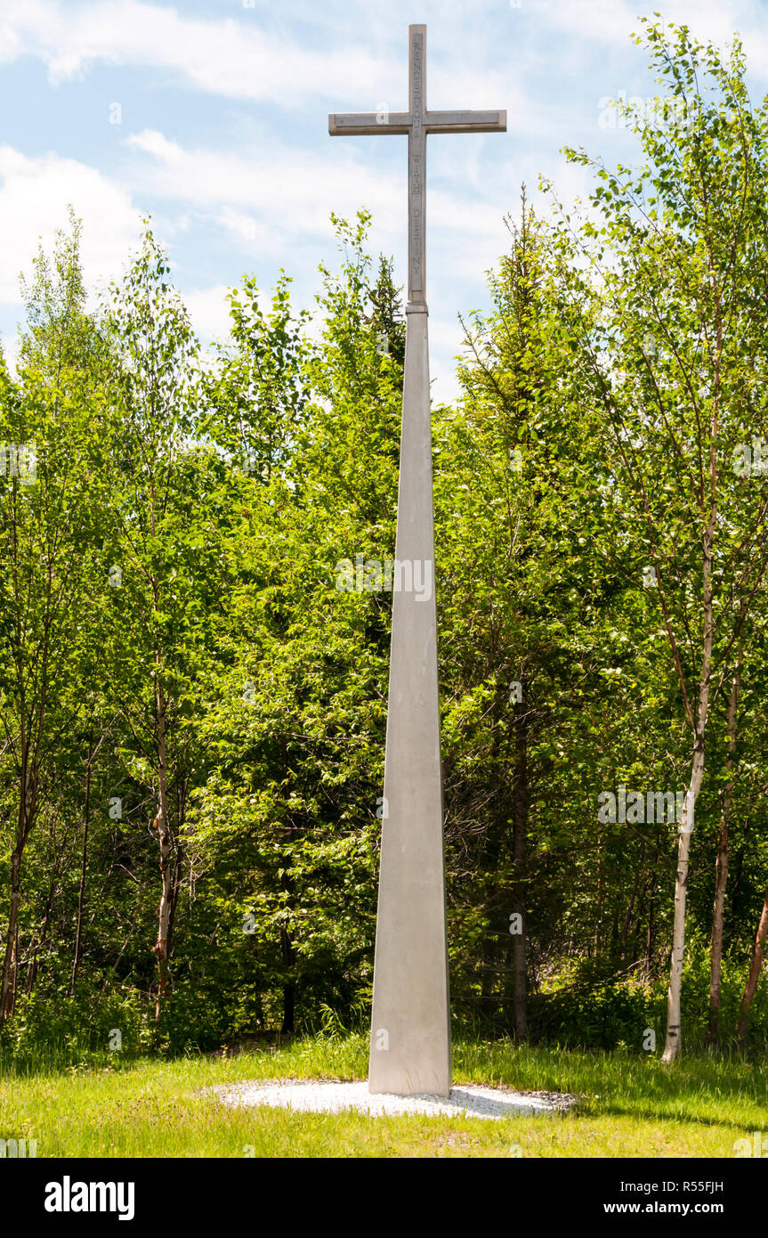 The 22 ft high Cross of Sacrifice at Arrow flight crash site near Gander, made from remains of 'plane's exit door & inscribed Rendezvous With Destiny. Stock Photo