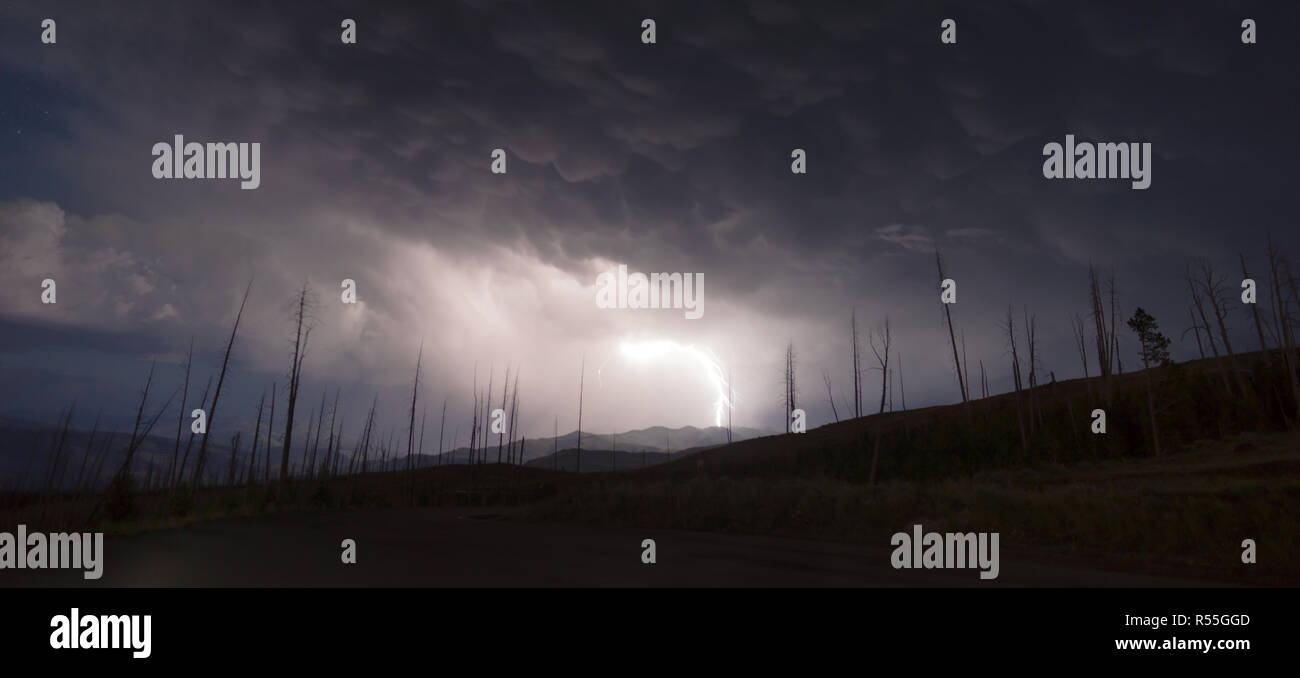 Lightning strikes tower hi-res stock photography and images - Alamy