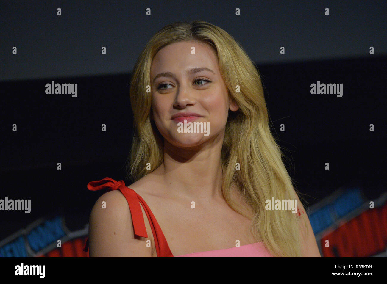 Lili Reinhart onstage at the Riverdale Sneak Peek and Q&A during New York Comic Con at The Hulu Theater at Madison Square Garden on October 7, 2018 in Stock Photo
