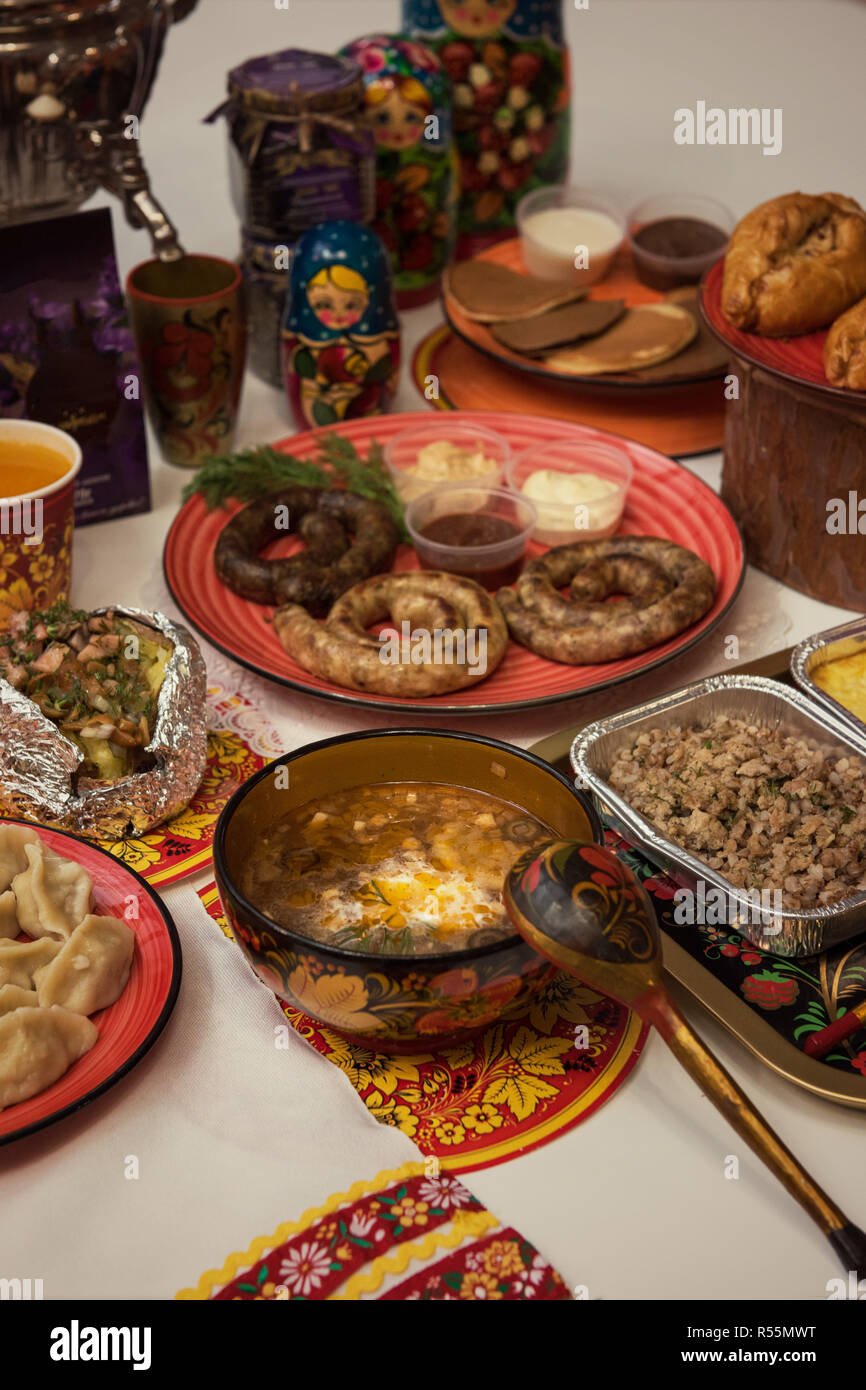 Russian table with food Stock Photo - Alamy