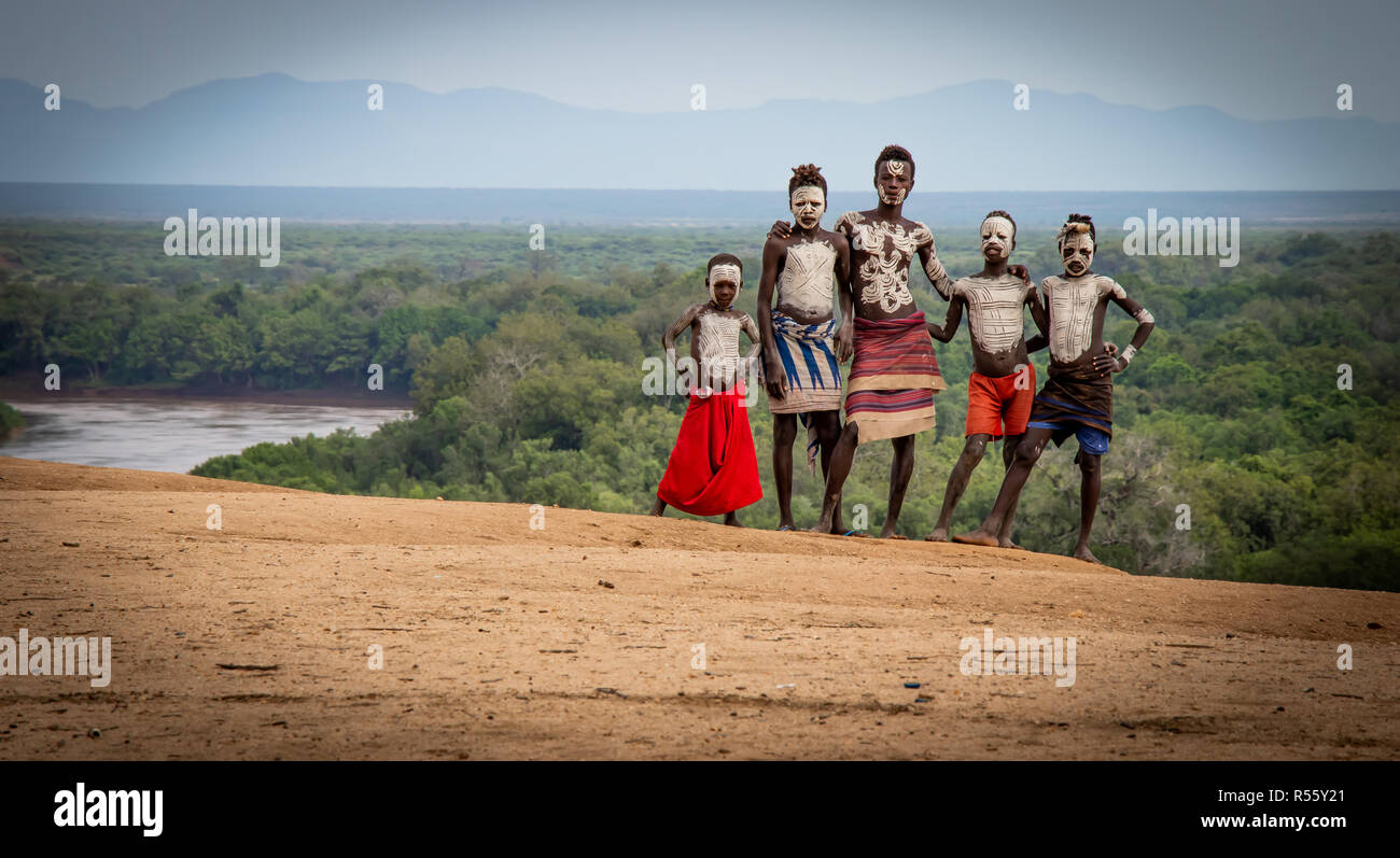 A group of children from the Karo tribe in the Omo Valley in southern Ethiopia Stock Photo