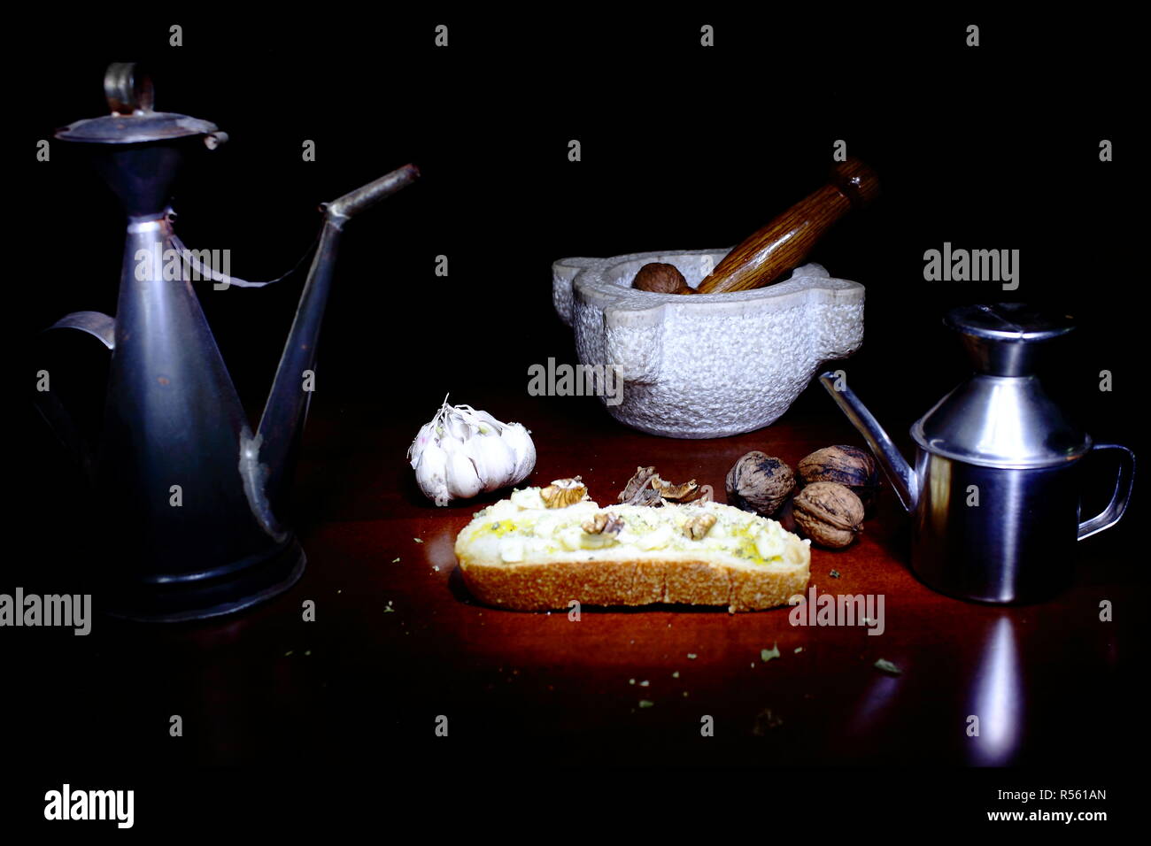 The Bruschetta , "garlic bread", olive oil breakfast with toasted bread