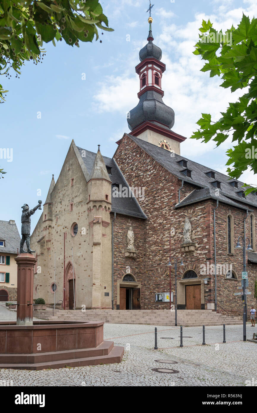 Rudesheim, Hesse, Germany.  St. Jacobus Catholic Church. Stock Photo