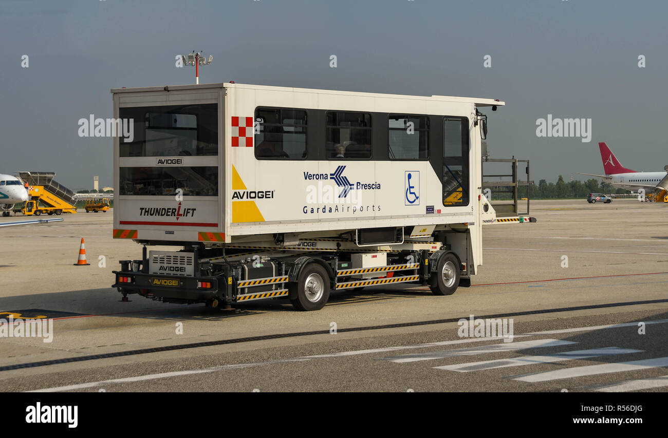 Thunderlift hires stock photography and images Alamy