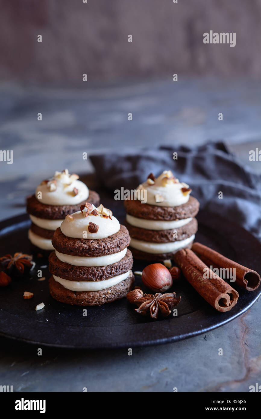 Delicious Gingerbread Icebox Cupcakes filled with mascarpone Stock Photo