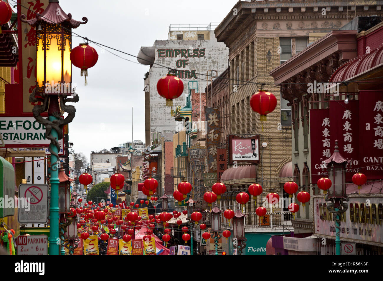 Chinatown San Francisco during Chinese New Years Stock Photo Alamy