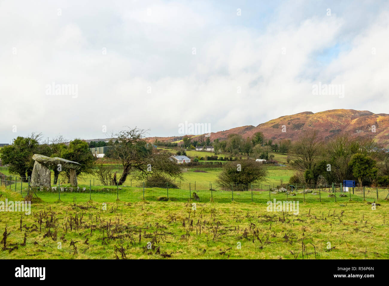 BallyKeel Dolmen and Cain at the Ring of Gullion Area of Outstanding Natural Beauty Stock Photo