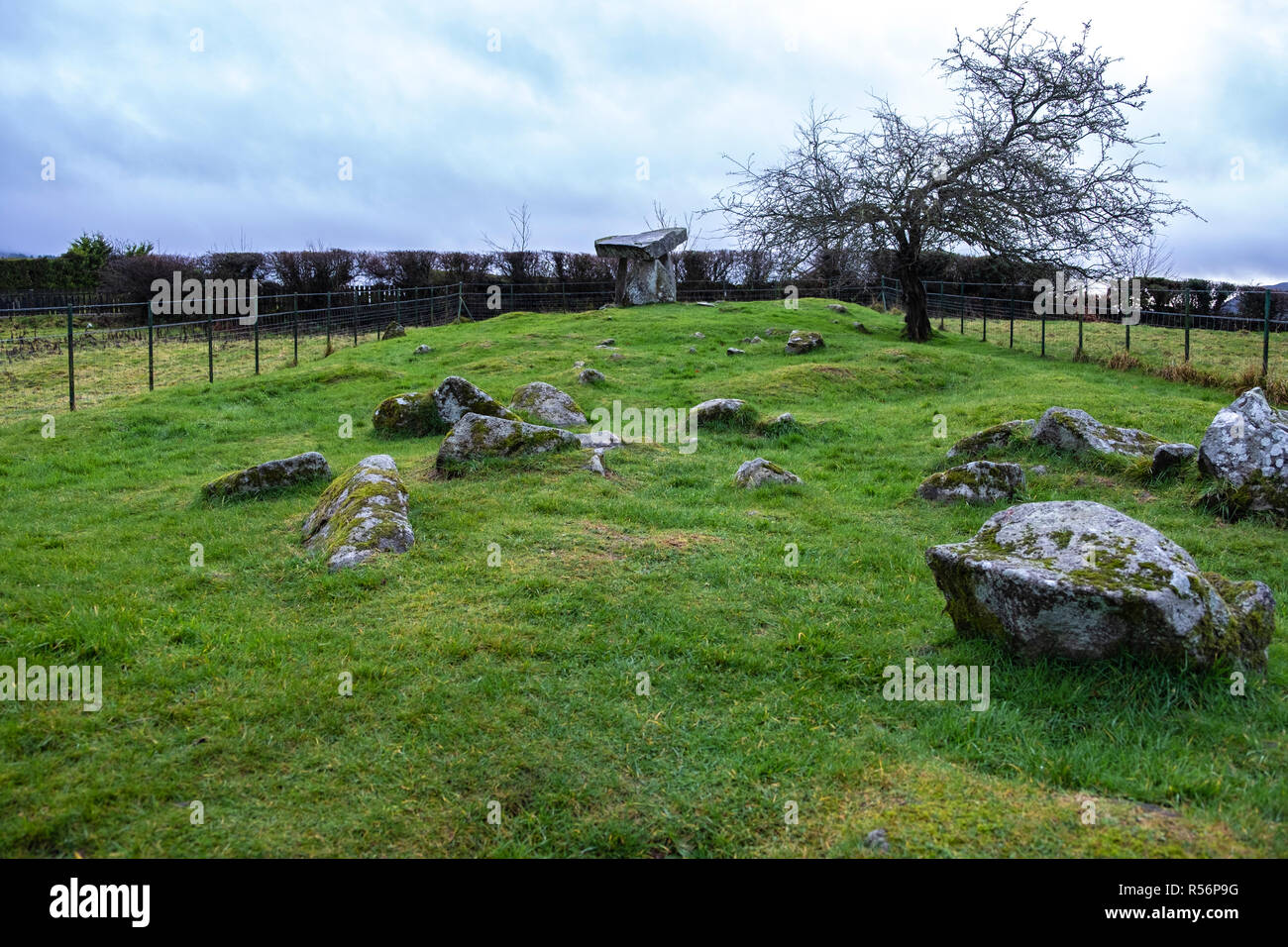 BallyKeel Dolmen and Cain at the Ring of Gullion Area of Outstanding Natural Beauty Stock Photo