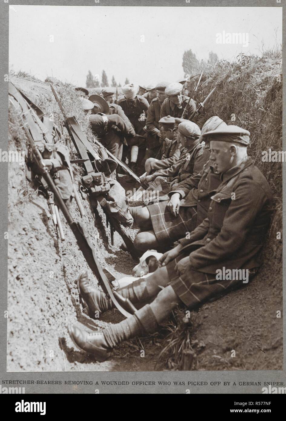 Stretcher bearers ww1 hires stock photography and images Alamy