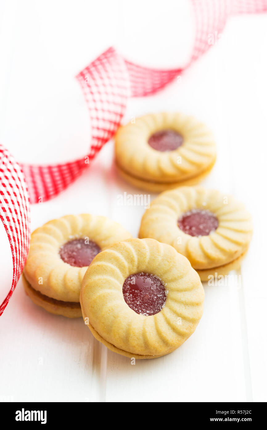 Sweet biscuits with jam Stock Photo - Alamy