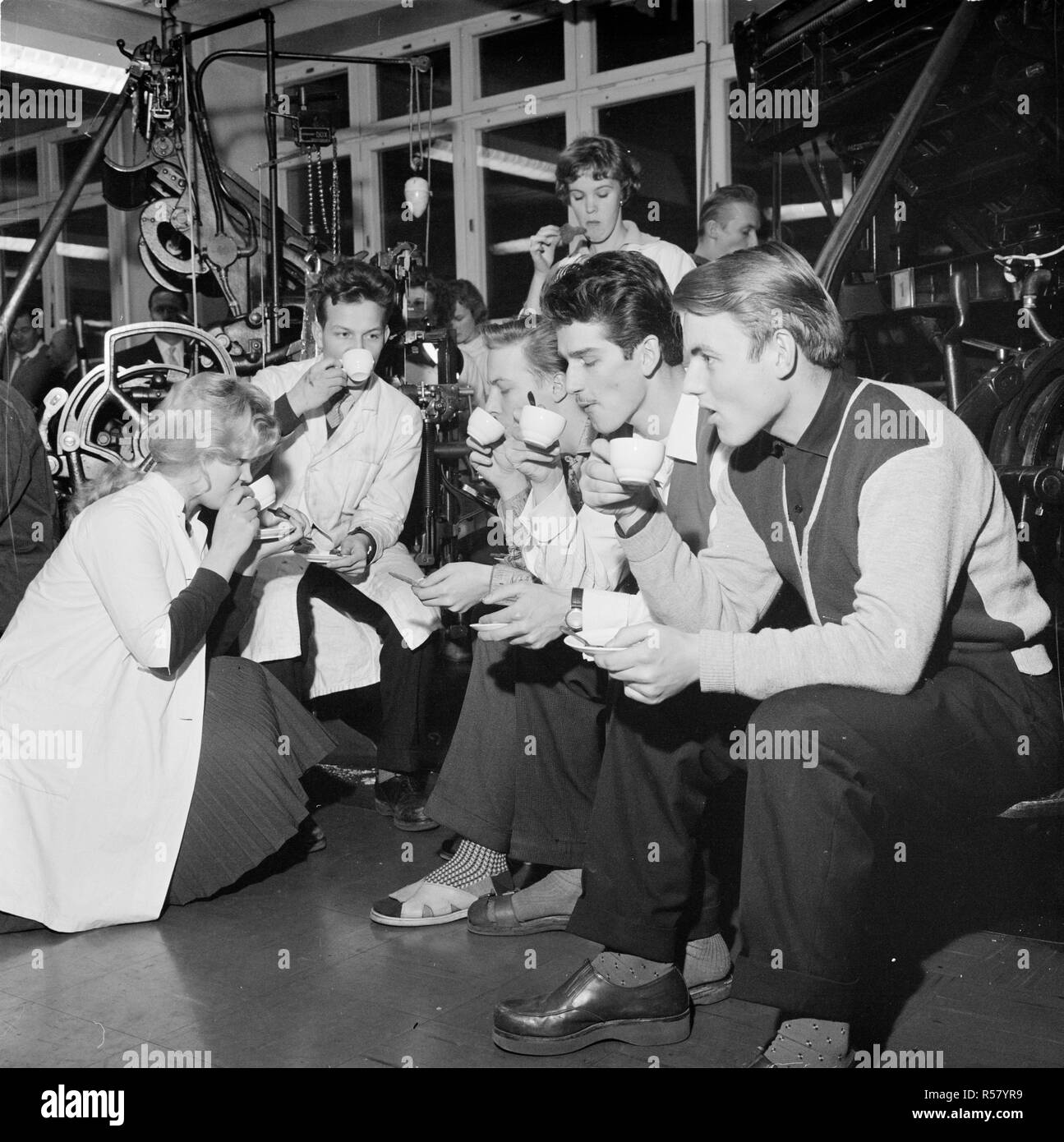 Finland History -  Workers of KK’s printing house having a pre-Christmas coffee  ca. 1959 Stock Photo