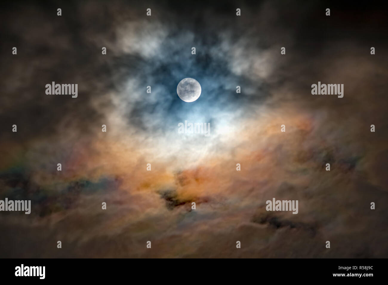 Ring around the Moon Stock Photo Alamy