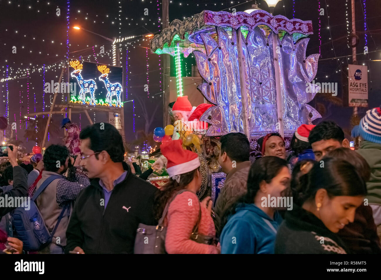 India santa claus hires stock photography and images Alamy