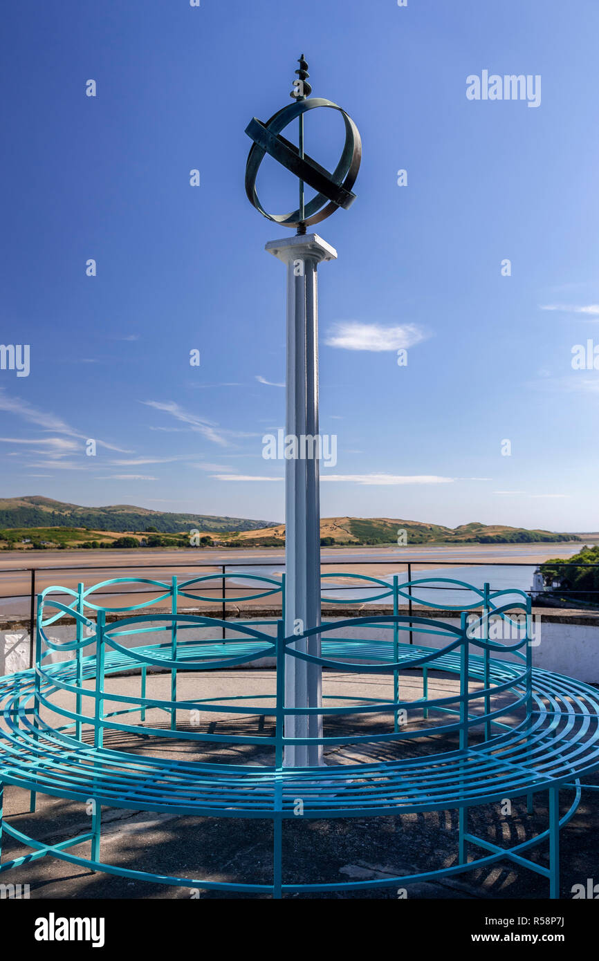 Pillar and bench at Portmeirion on the North Wales coast Stock Photo
