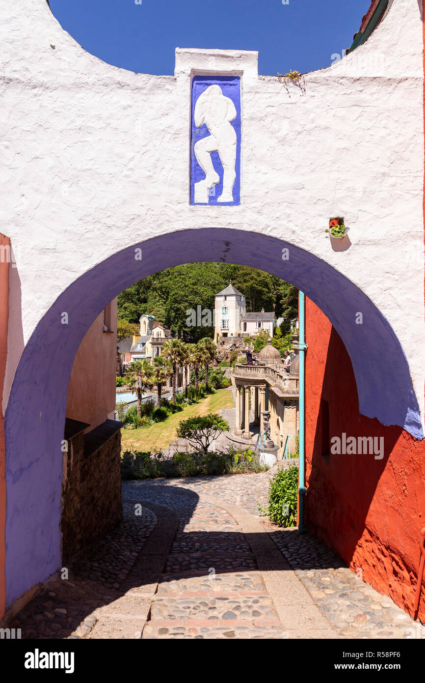 Italian style buildings and archway at the italianate village of Portmeirion, North Wales Stock Photo