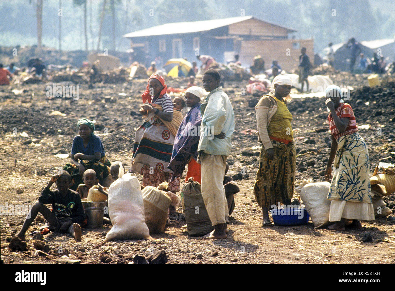 1994 - Rwandan refugees who have come to Goma after a civil war erupted in their country. Stock Photo