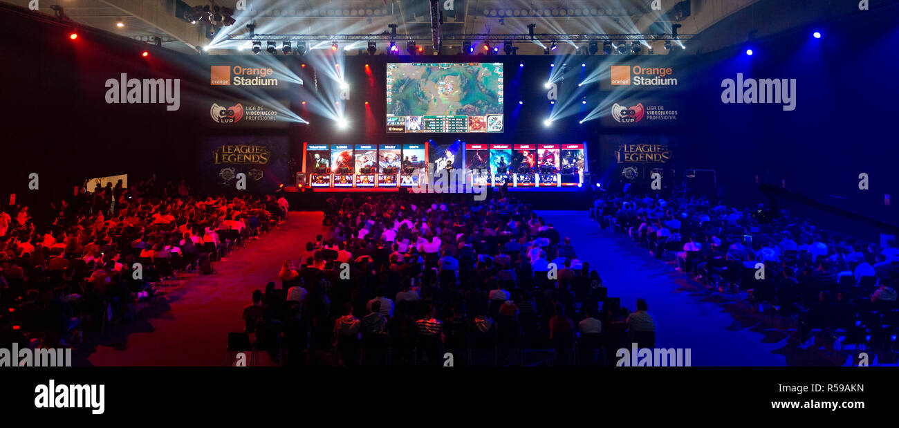 Barcelona, Spain. 30th Nov, 2018. Iberian Cup competition playing League of Legends video game at the Barcelona Games World 2018 at Gran Via Fira on November 30, 2018 in Barcelona, Spain. Credit: Victor Puig/Alamy Live News Stock Photo