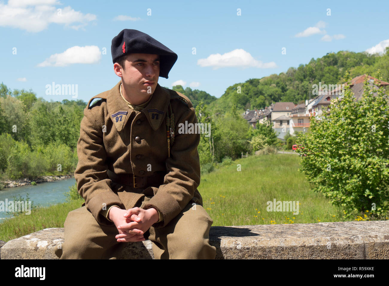 French soldier in 1940s uniform hi-res stock photography and images - Alamy