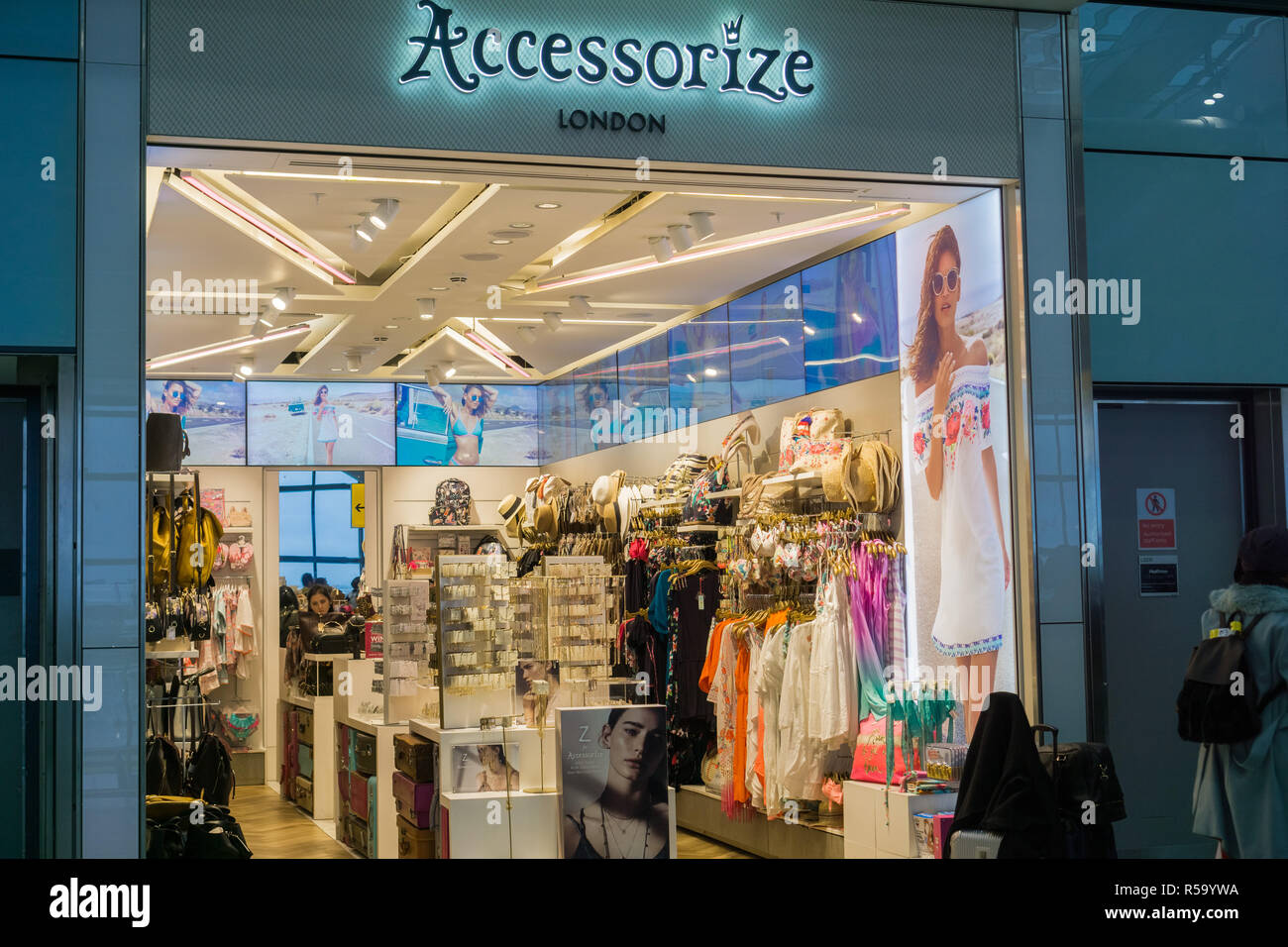 Accessorize Shop Store Accessories High Resolution Stock Photography and  Images - Alamy