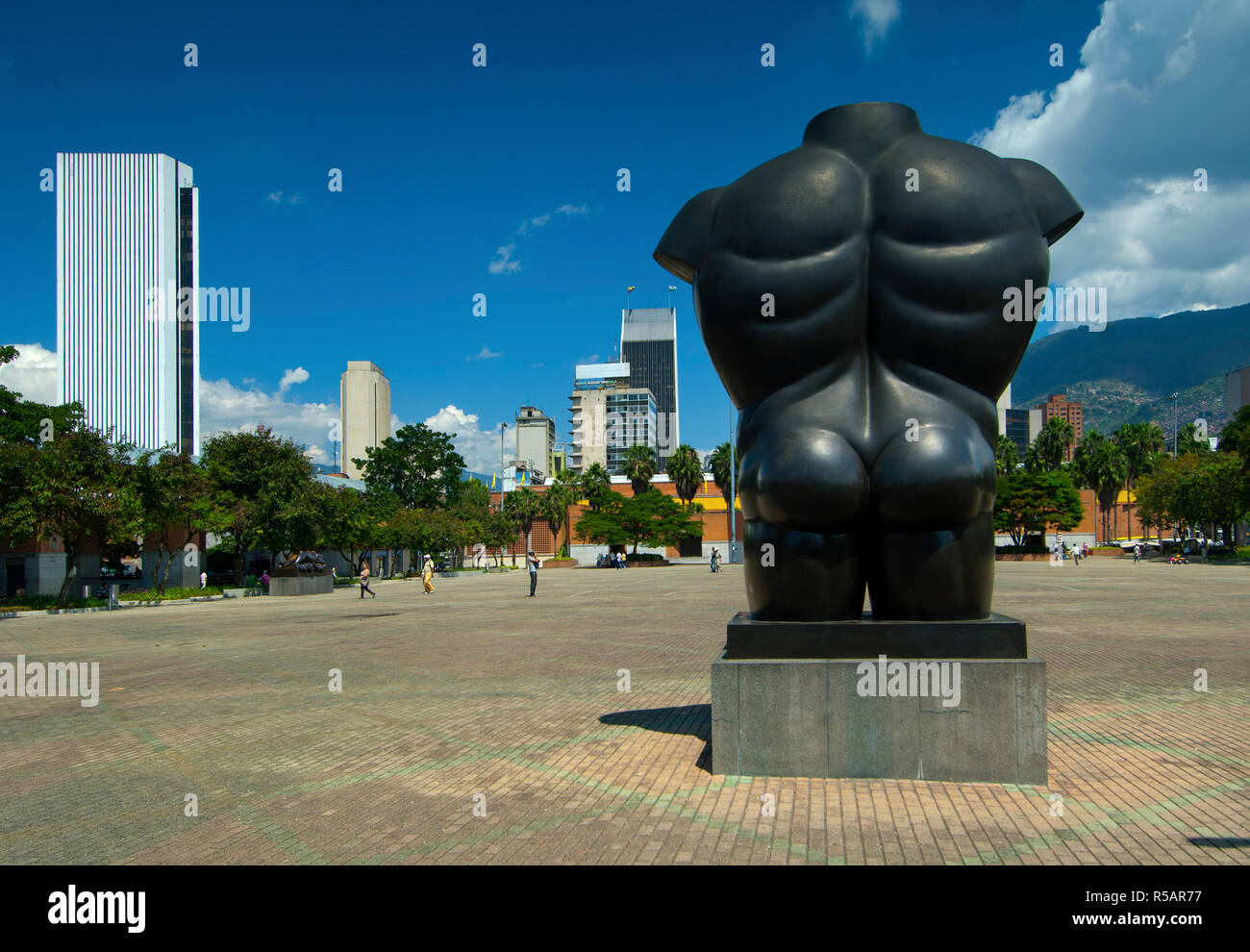 Medellin, Colombia, Parque San Antonio, Plaza, Torso Masculino