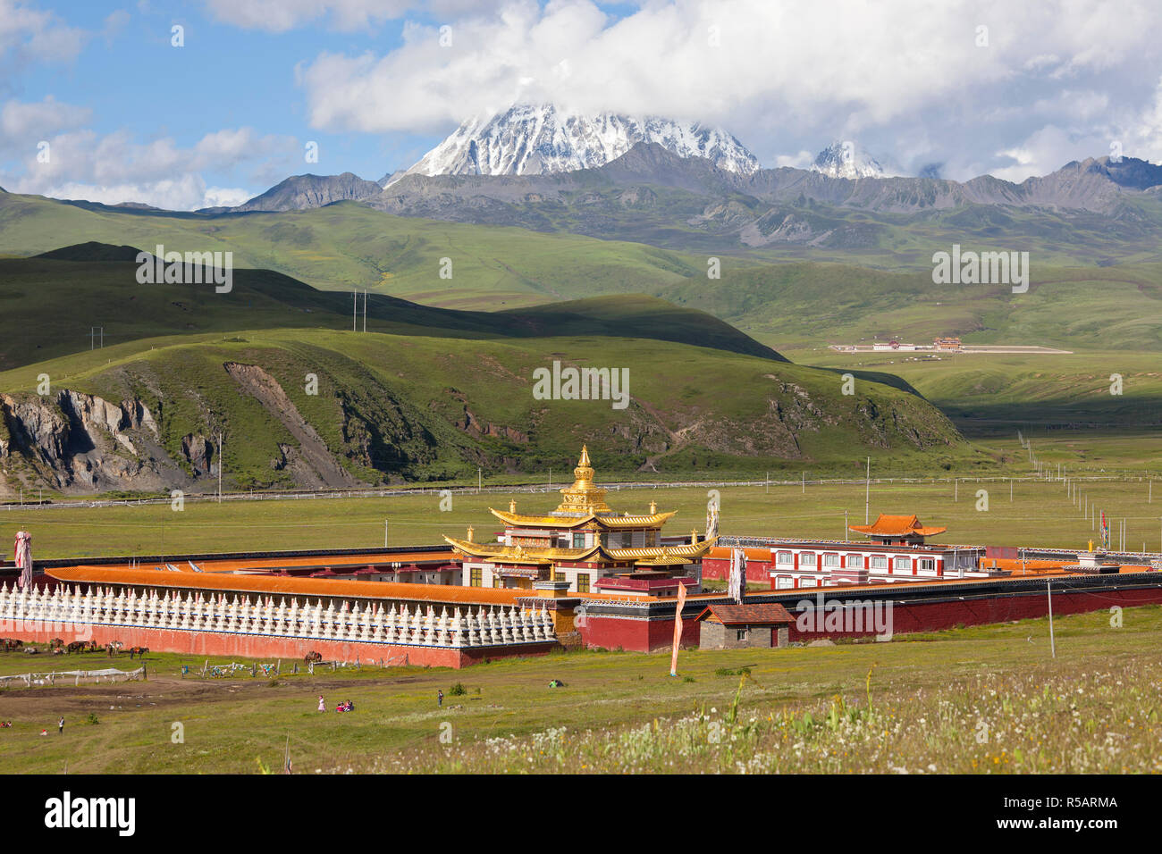 Tagong monastery, Tagong, Tibetan area; Sichuan; China Stock Photo