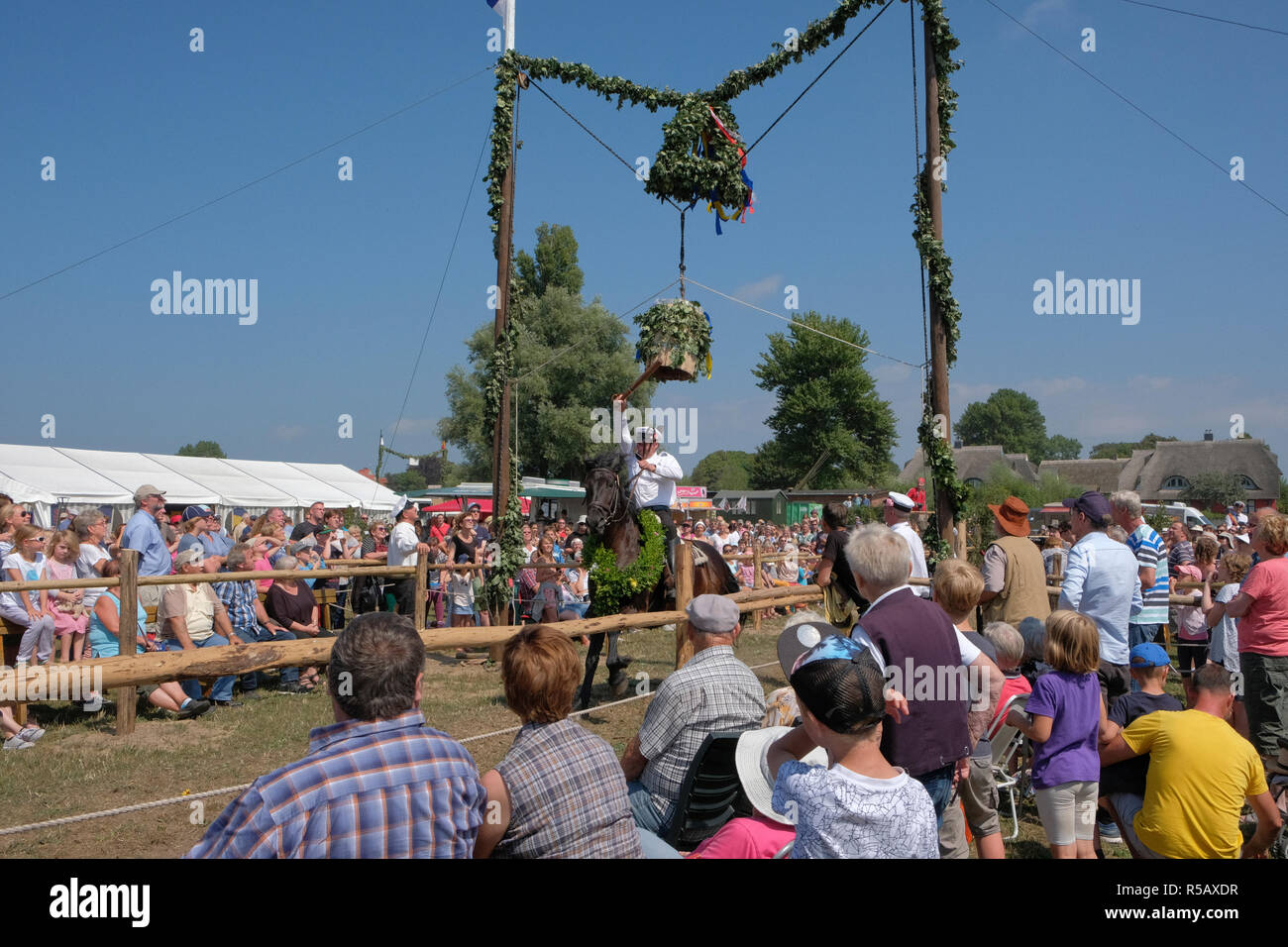 Tonnenabschlagen, traditional folk festival, Ahrenshoop, Fischland Darß-Zingst, Mecklenburg-Vorpommern, Germany Stock Photo