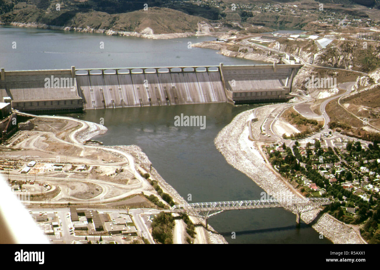 Grand Coulee Dam June 1973 Stock Photo Alamy