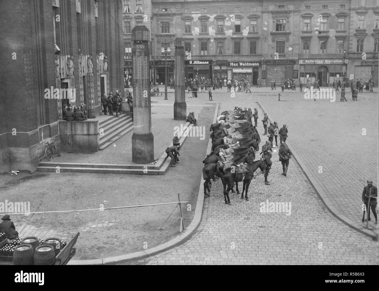 Events in upper Silesia: French cavalry in readiness for action in front of the 'Deutsches Theater' at Kattowitz (date unknown) Stock Photo