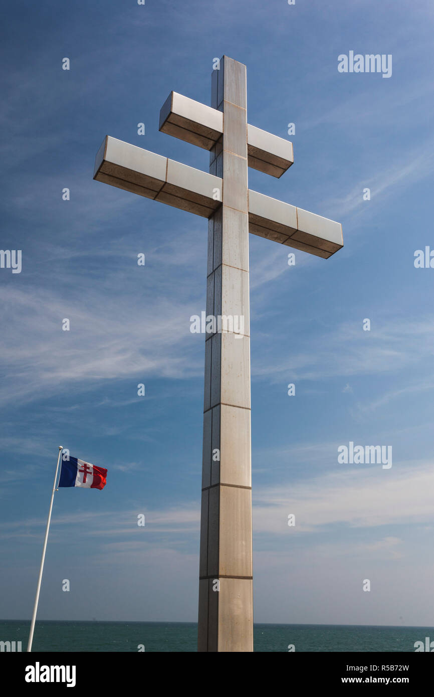 France, Normandy Region, Calvados Department, D-Day Beaches Area, Courseulles Sur Mer, Juno Beach site of WW2 D-Day invasion, Cross of Lorraine marking arrival of Free French General Charles DeGaulle Stock Photo