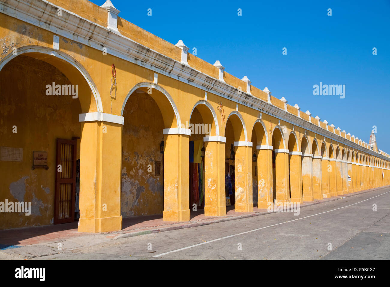 Colombia, Bolivar, Cartagena De Indias, Las Bovedas, - dungeons built in the city walls now craft and souvenir shops Stock Photo
