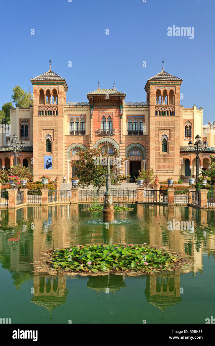 Spain, Andalucia, Sevilla, Parque Maria Luisa, Mudejar pavilion, Museo de Artes y Costumbres Populares Stock Photo