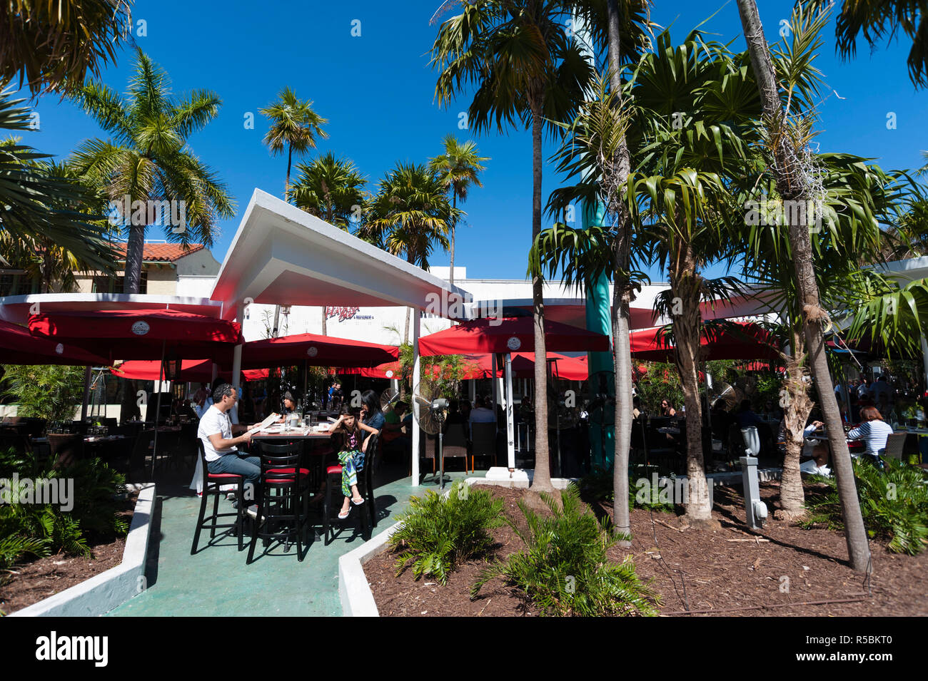 Lincoln road mall, South Beach, Miami Beach, Florida, USA Stock Photo ...