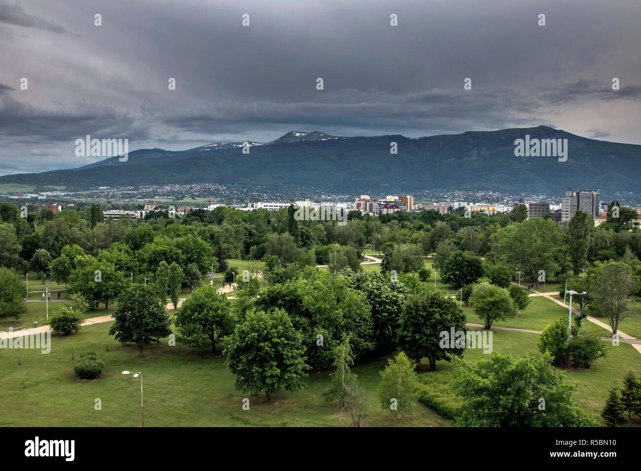 Sofia vitosha district hi-res stock photography and images - Alamy