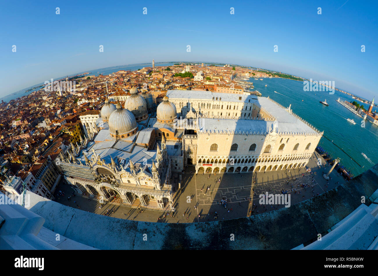 Venice doge’s palace hi-res stock photography and images - Alamy