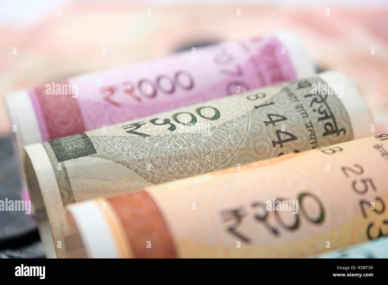 200 rupees dollhouse