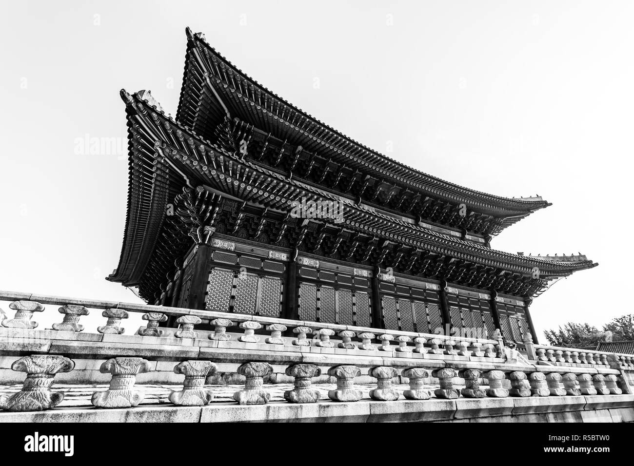Traditional korean architecture. Gyeongbokgung Palace,Seoul, South Korea. Stock Photo