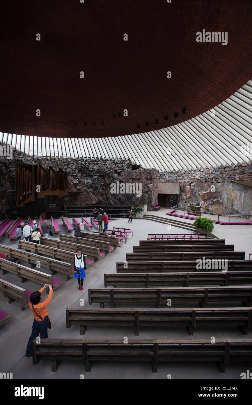 Finland, Helsinki, Temppeliaukio Church, Rock Church, designed by Timo and Tuomo Suomalainen in 1969, interior Stock Photo