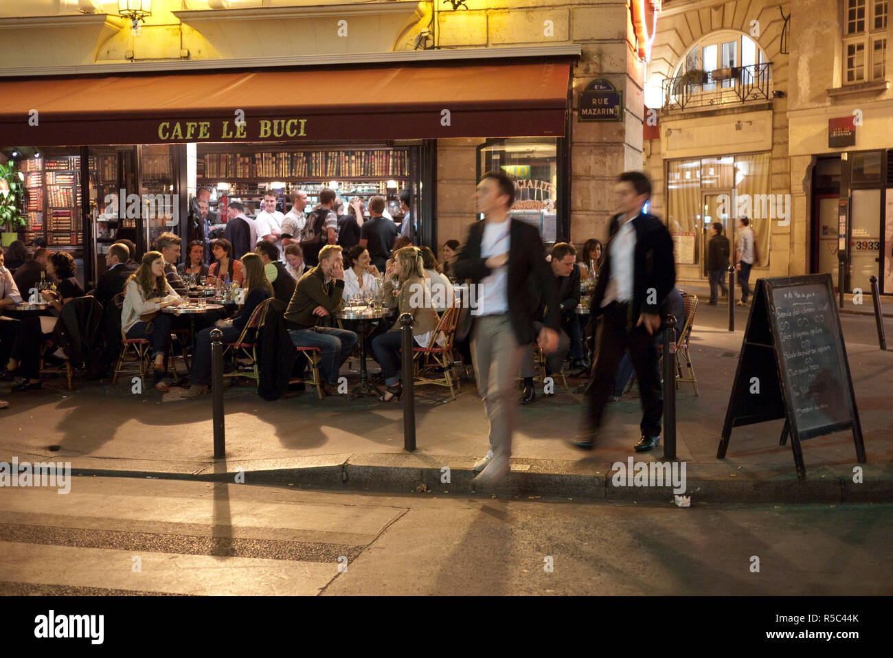 Cafe/Restaurant in the St. Germain des Pres area, Rive Gauche, Paris, France Stock Photo