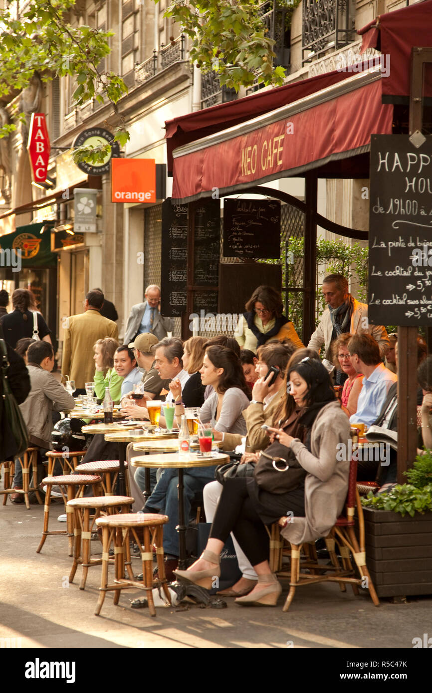 Cafe/Bistro, Boulevard St Germain, Rive Guache, Paris, France Stock