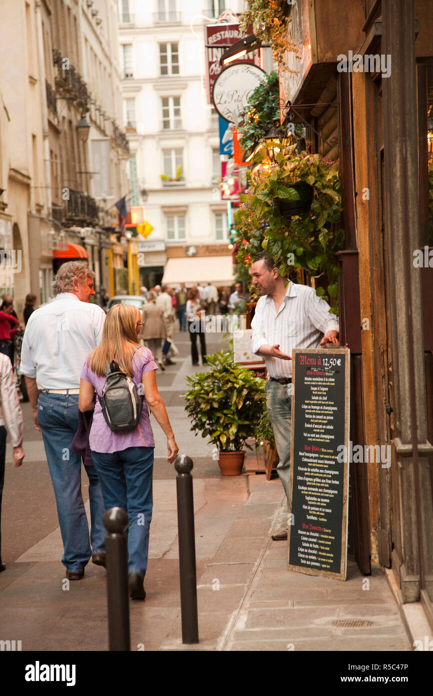 St germain district hi-res stock photography and images - Alamy