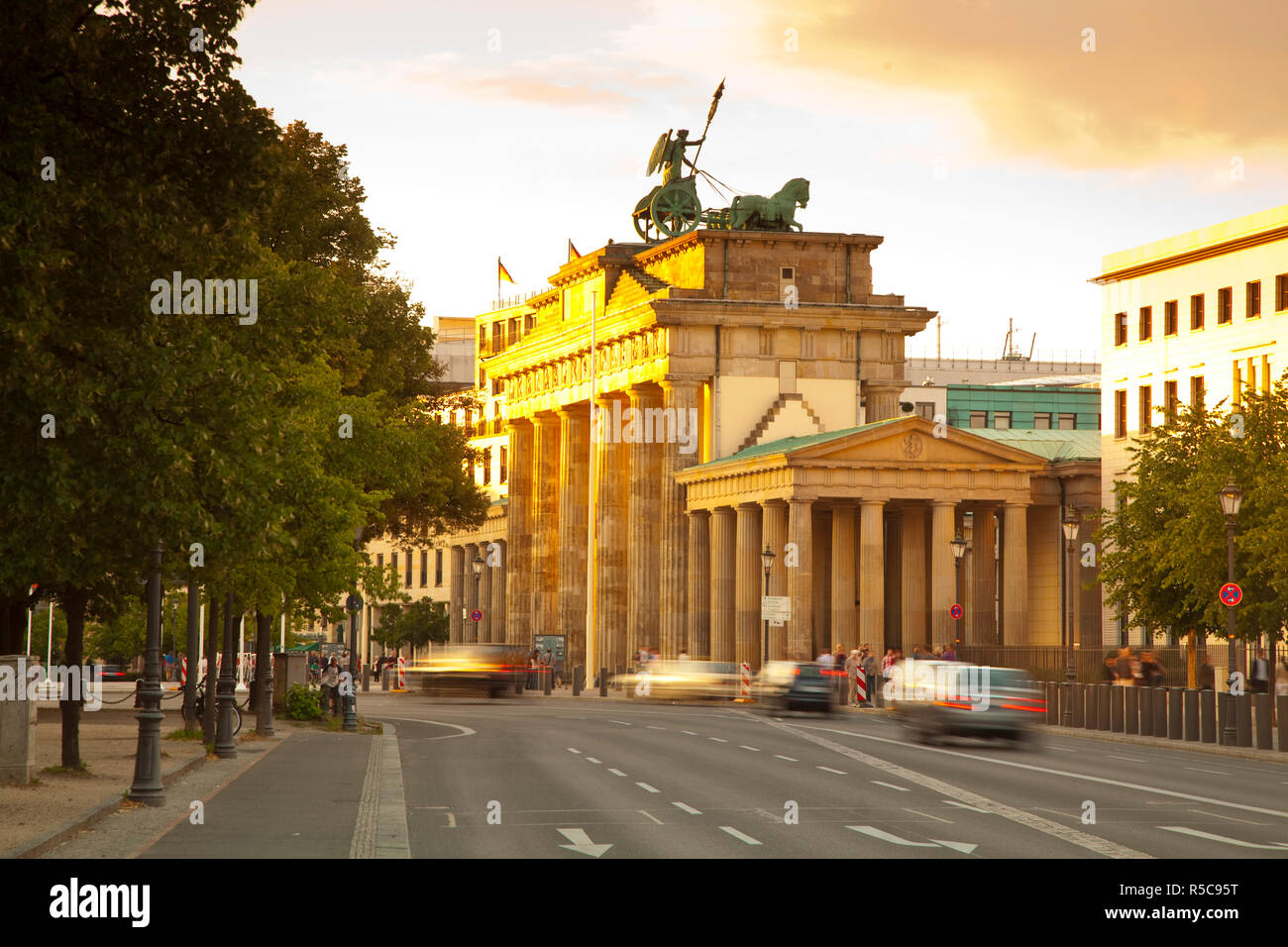 Brandenburg Gate, Platz des 18 Marz 1848, Berlin, Germany Stock Photo