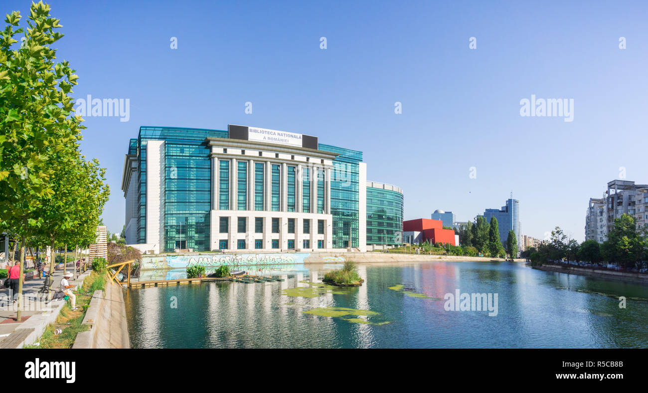 September 18, 2017 Bucharest/Romania - The modern National Library of  Romania on the shoreline of Dambovita River on a sunny clear day Stock  Photo - Alamy