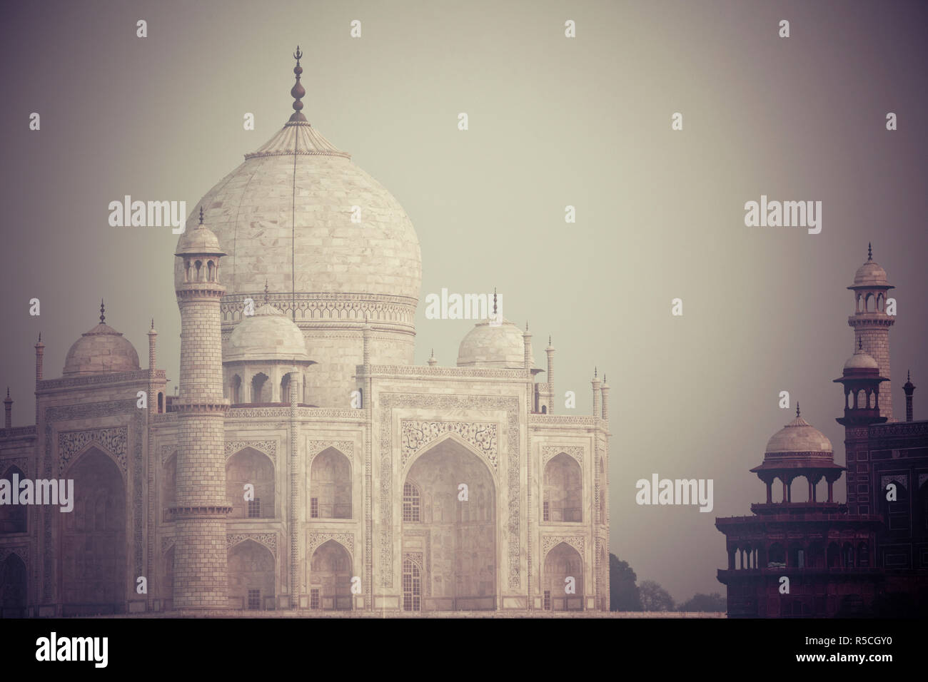 India, Uttar Pradesh, Agra, Taj Mahal (UNESCO site) Stock Photo