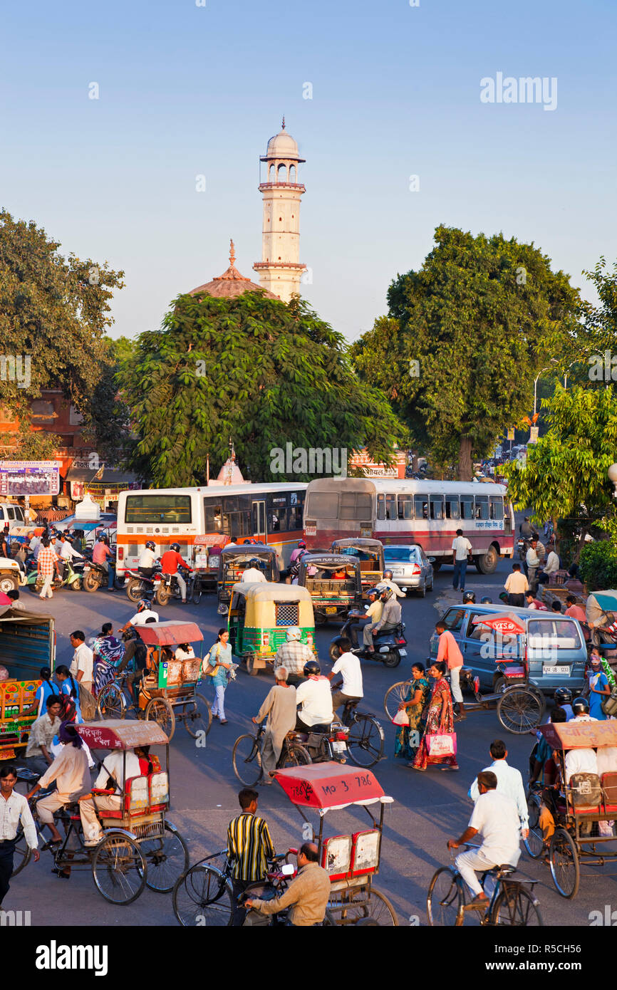 Traffic congestion and street life in the City of Jaipur, Rajasthan ...