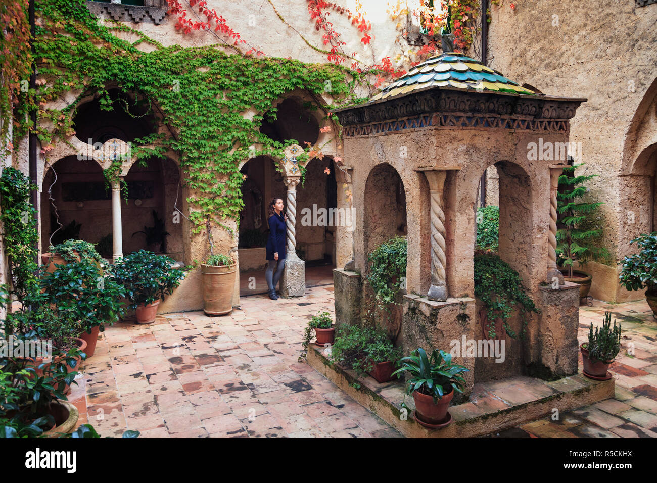 Italy, Amalfi Coast, Ravello, Villa Cimbrone, Cloister Stock Photo