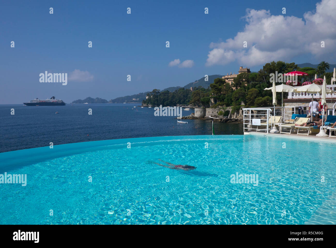 Infinity pool at the Excelsior Palace Hotel, Rapallo, Riviera di Levante, Liguria, Italy Stock Photo