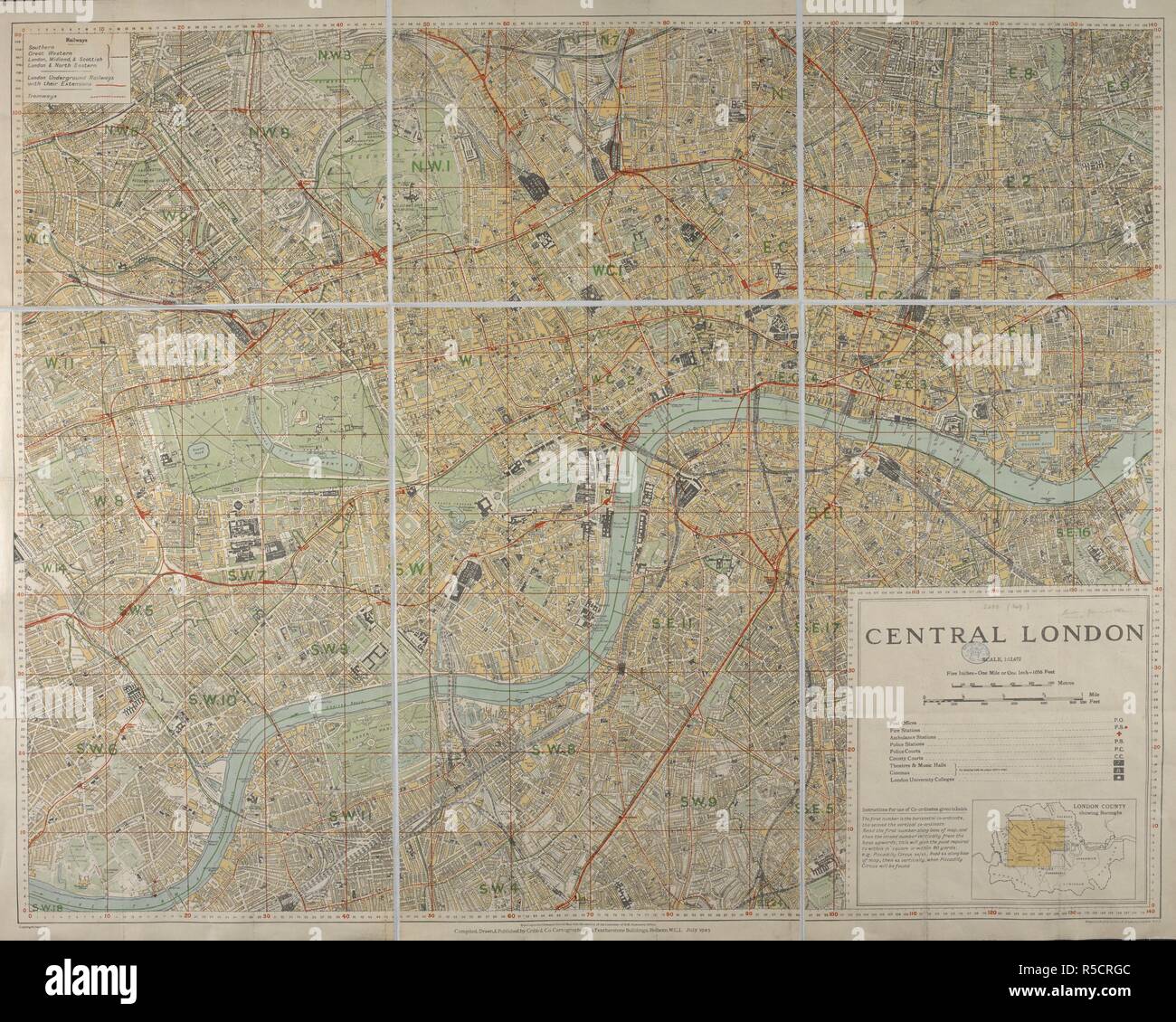 A map of Central London featuring a numerical grid system. Central London. Scale, 1 : 12,672. London : Cribb & Co., 1923. Source: Maps 3480.(349.). Language: English. Stock Photo