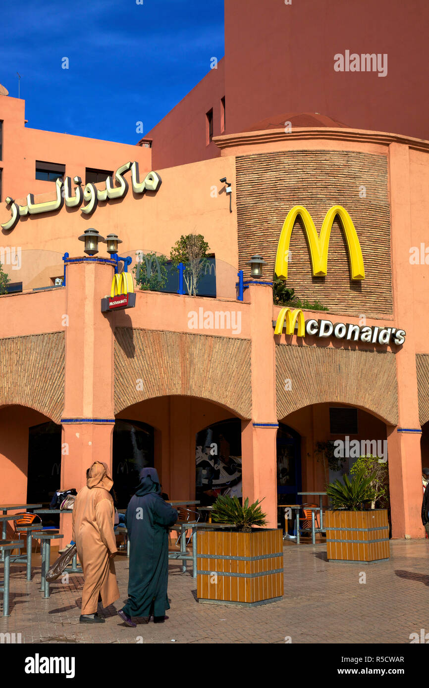 McDonalds, Marrakech Plaza, Place du 16 Novembre, Marrakech, Morocco, North Africa Stock Photo