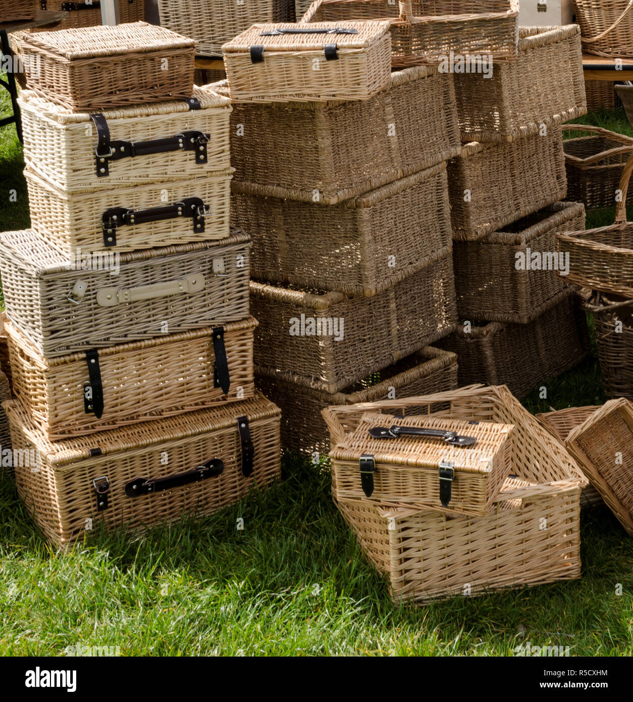 A selection of wicker hampers and picnic baskets Stock Photo Alamy