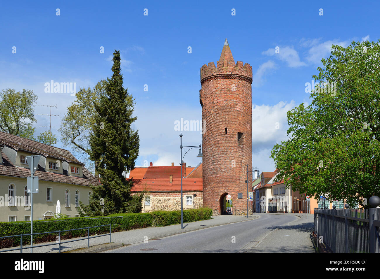 luckauer tor tower (thick tower) in beeskow Stock Photo